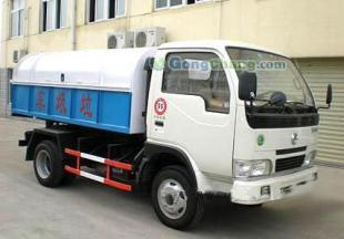 供应装卸效率高的东风国四小霸王密封垃圾车