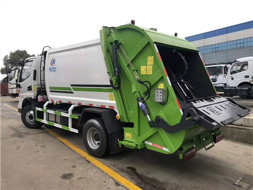 河北8吨垃圾车专卖，程力专用汽车专业供应与高效物流服务